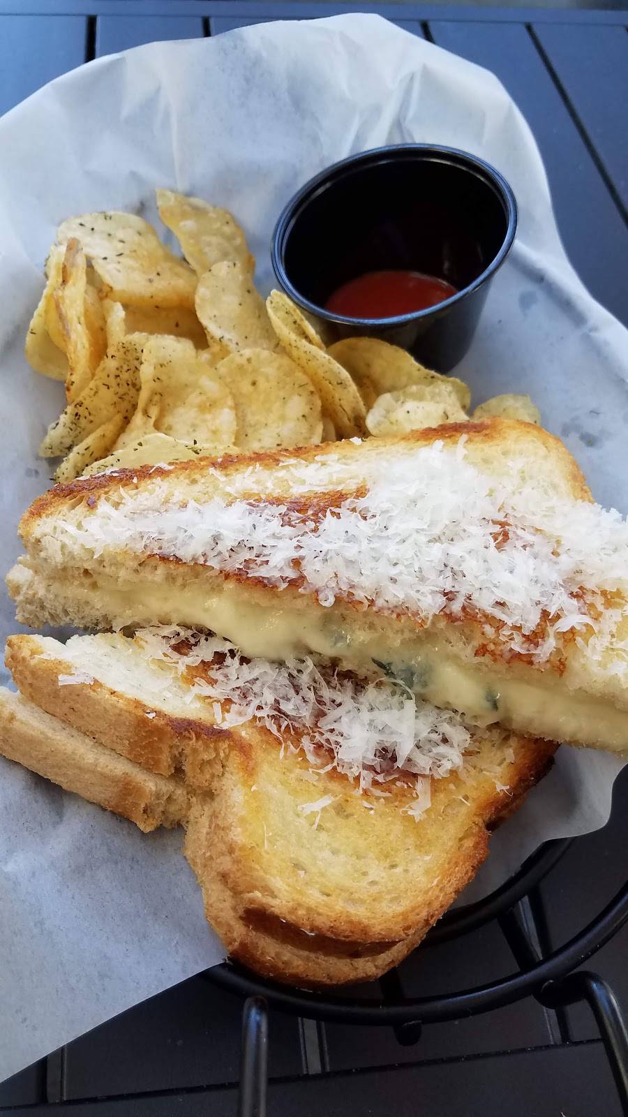 McKays Taphouse and Beer Garden | restaurant | 252 Main St, Pleasanton, CA 94566, USA | 9254250217 OR +1 925-425-0217