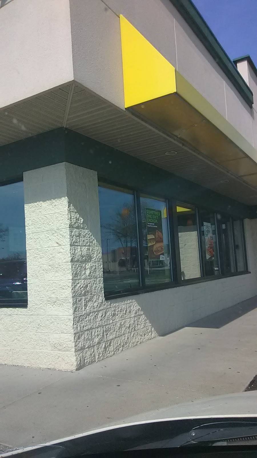 Subway | restaurant | 1848 E Sherman Blvd, Muskegon, MI 49444, USA | 2317370400 OR +1 231-737-0400