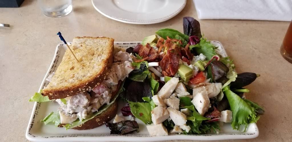 Taylors Breakfast and Lunch | restaurant | 303 SE 17th St #315, Ocala, FL 34471, USA | 3522367094 OR +1 352-236-7094