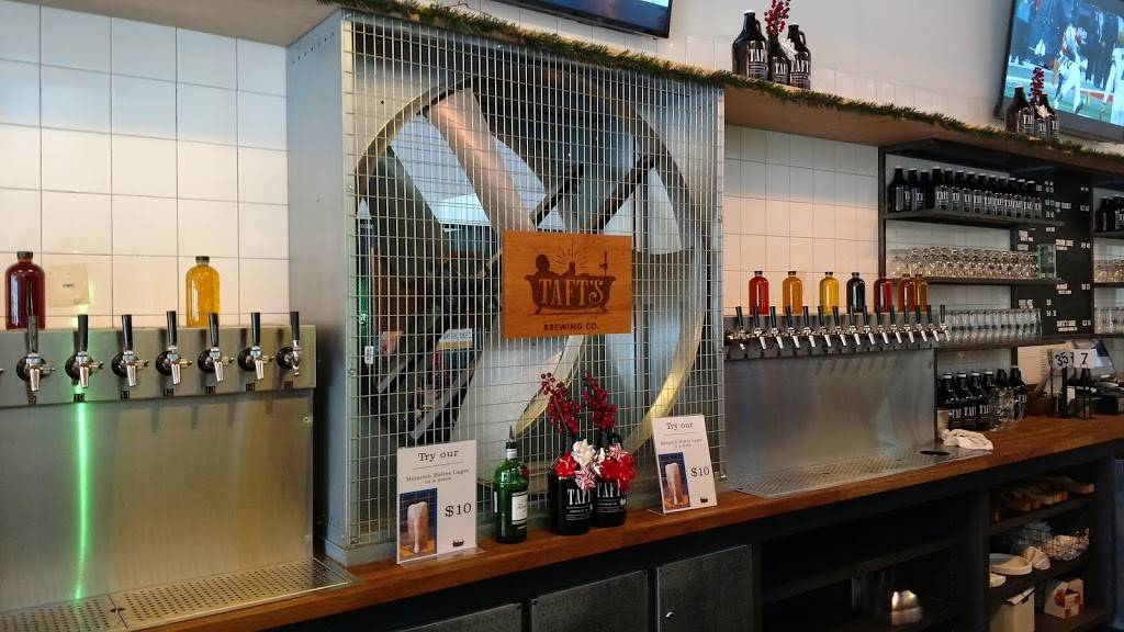 Tafts Brewpourium | restaurant | 4831 Spring Grove Ave #1, Cincinnati, OH 45232, USA | 5138535021 OR +1 513-853-5021
