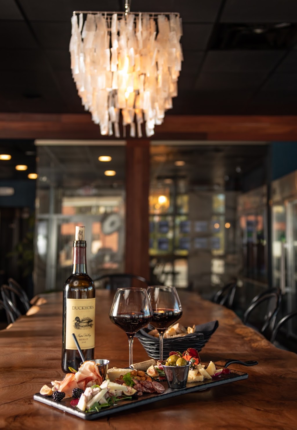 Sea Grapes Wine Lounge & Light Fare | restaurant | 6390 Gulf Blvd, St Pete Beach, FL 33706, USA | 7275000052 OR +1 727-500-0052