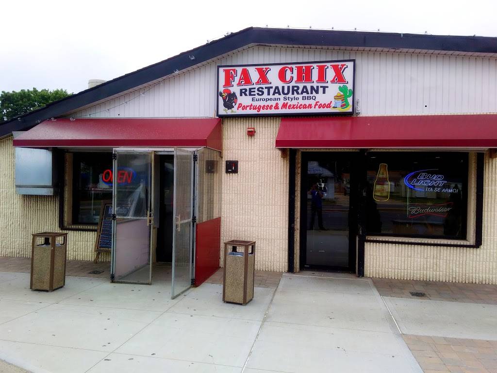 FaxChix Restaurant | restaurant | 868 Horseblock Road, Farmingville, NY 11738, USA | 6317364600 OR +1 631-736-4600