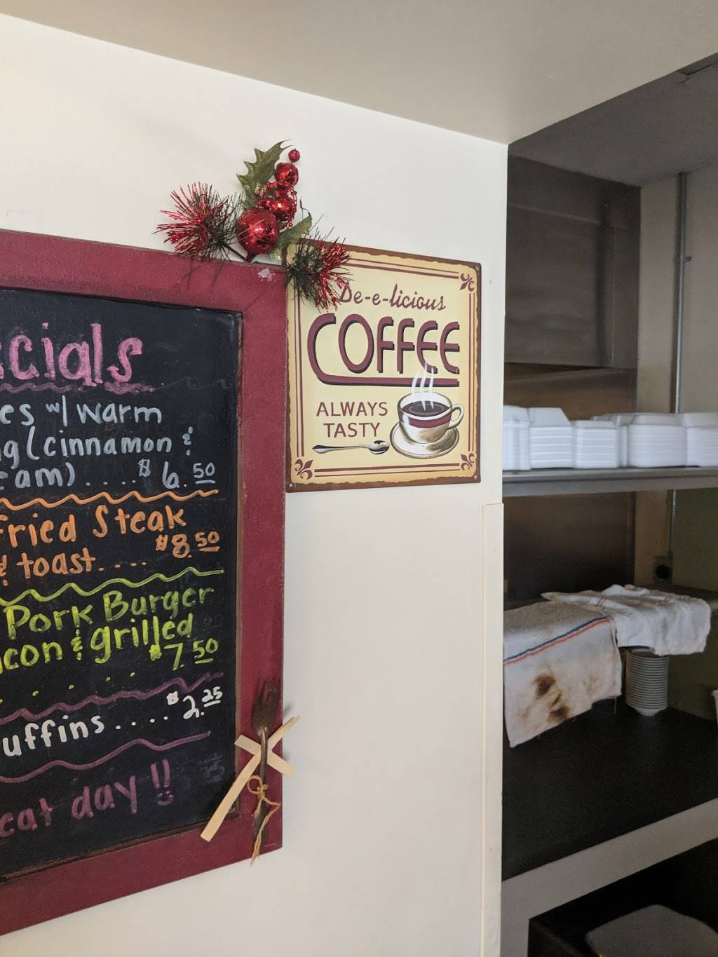 The Crazy Egg | restaurant | 1237 E 305th St, Wickliffe, OH 44092, USA | 4404947372 OR +1 440-494-7372