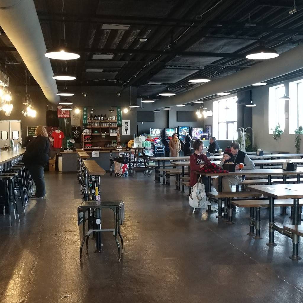 Hop River Brewing Company | restaurant | 1515 N Harrison St, Fort Wayne, IN 46808, USA | 2607393931 OR +1 260-739-3931