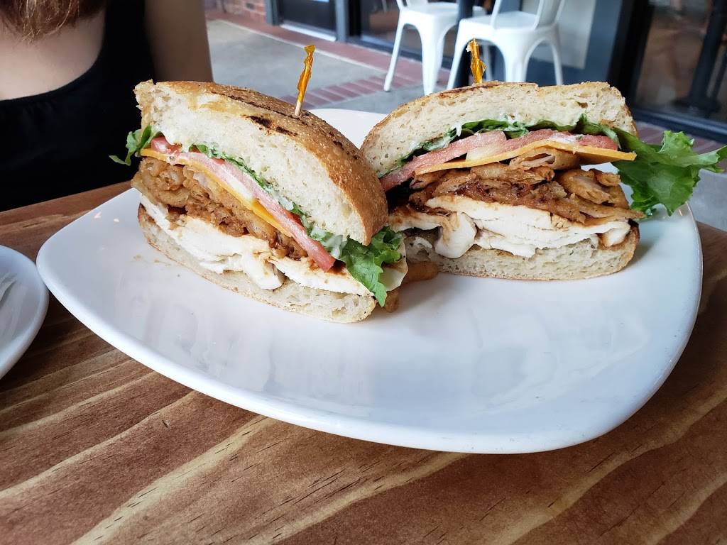 Jacks Urban Eats | restaurant | 545 Munroe St, Sacramento, CA 95825, USA | 9164815225 OR +1 916-481-5225