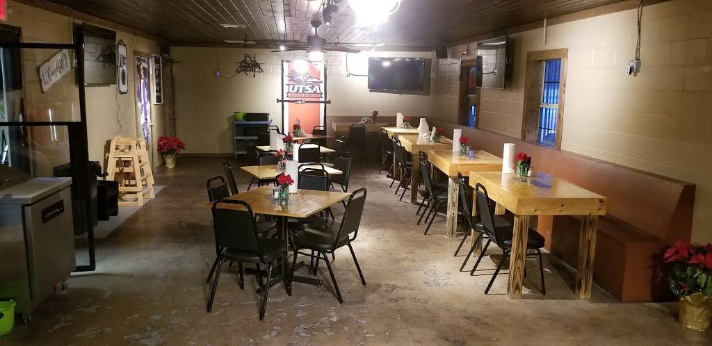 Rowdys Barbecue | restaurant | 19588 K St, Somerset, TX 78069, USA | 8307164007 OR +1 830-716-4007