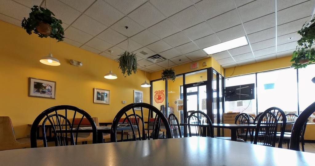 Happy Wok | restaurant | 2409 W Broadway, Monona, WI 53713, USA | 6082211661 OR +1 608-221-1661