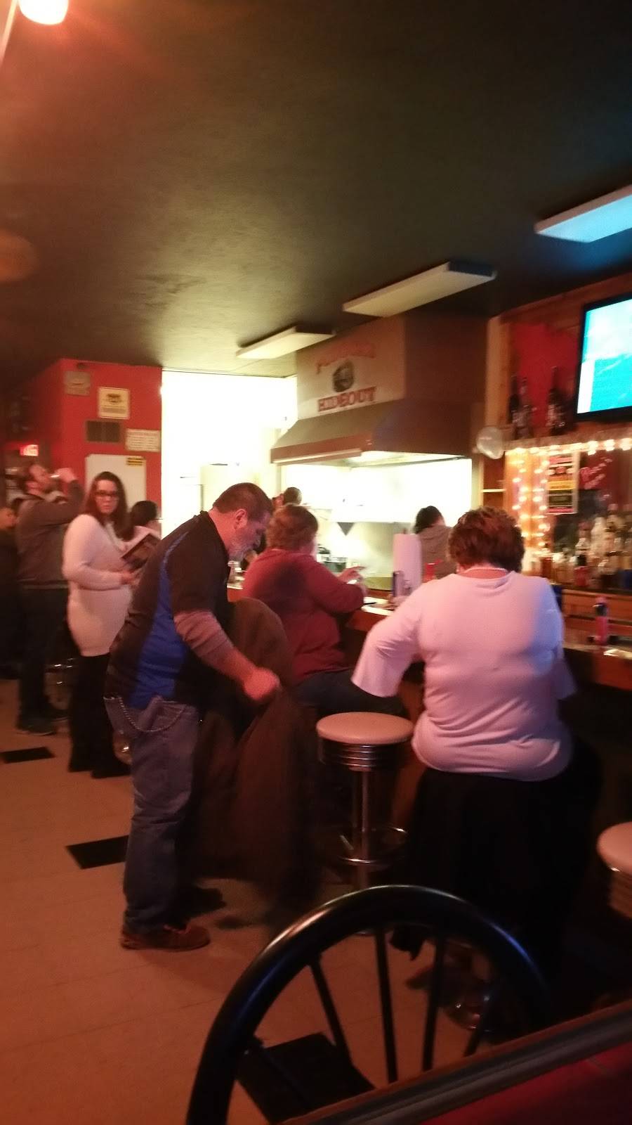 Pudocks Hideout - Bar & Grill | restaurant | 207 E Main St, Thayer, IL 62689, USA | 2179652273 OR +1 217-965-2273