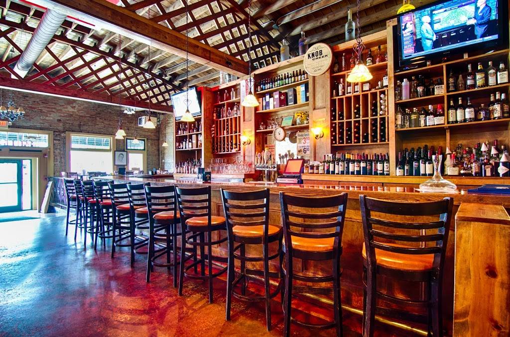 FoxFire Restaurant | restaurant | 17 W State St, Geneva, IL 60134, USA | 6302321369 OR +1 630-232-1369