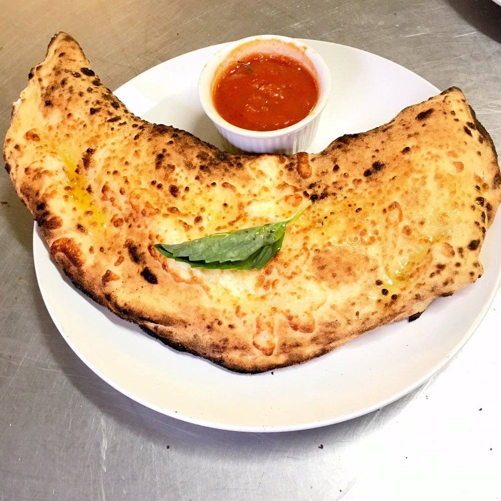 Trattoria A Vucchella & Wood Oven Pizza | restaurant | 272 Fairfield Ave, Bridgeport, CT 06604, USA | 2033832837 OR +1 203-383-2837