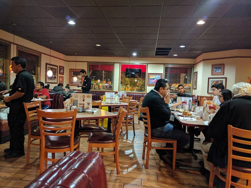 Dennys | restaurant | 165 McKinley St, Corona, CA 92879, USA | 9512783377 OR +1 951-278-3377