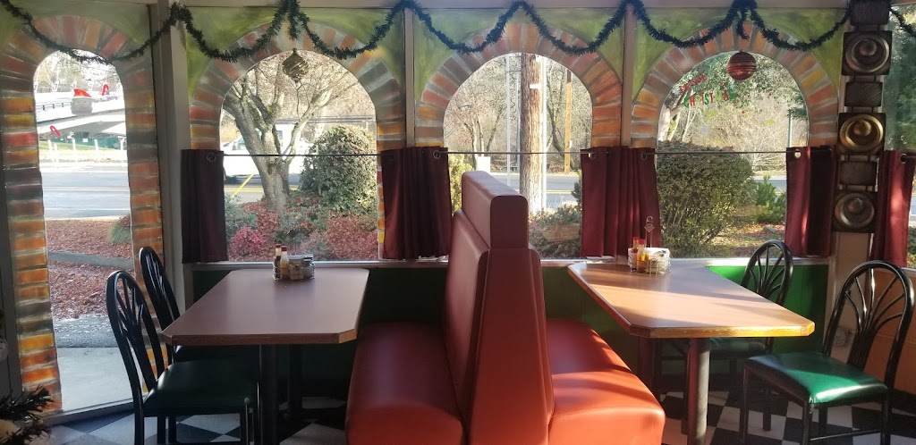 Taqueria La Guacamaya | restaurant | 9001 Rogue River Hwy, Grants Pass, OR 97527, USA | 5415820089 OR +1 541-582-0089