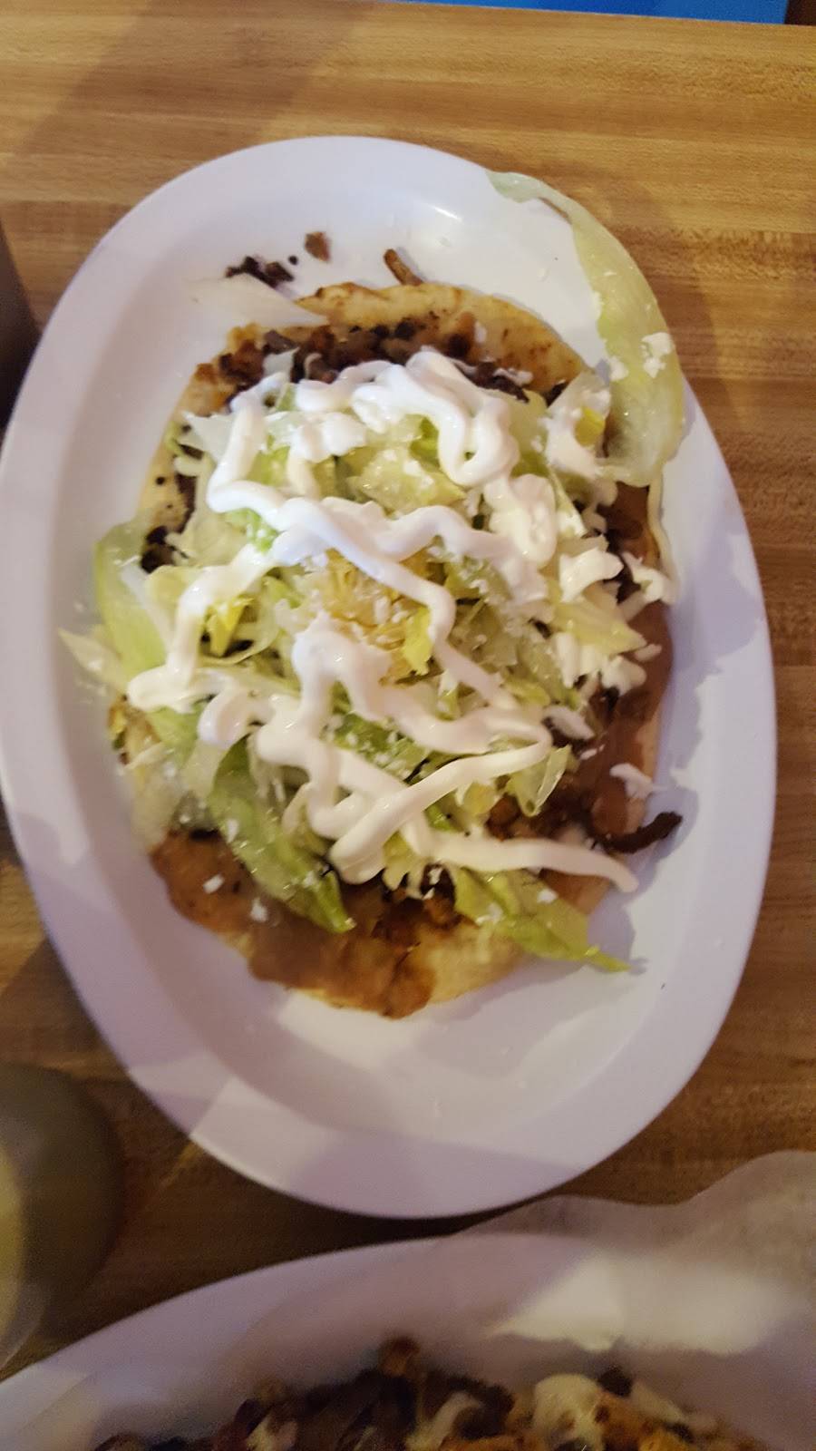 Hidalgo Restaurant | restaurant | 308 Barton St, Pawtucket, RI 02860, USA | 4017227622 OR +1 401-722-7622