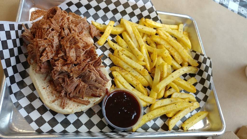 Smoke 631 | restaurant | 963c Buford Dr, Lawrenceville, GA 30043, USA | 4046321950 OR +1 404-632-1950