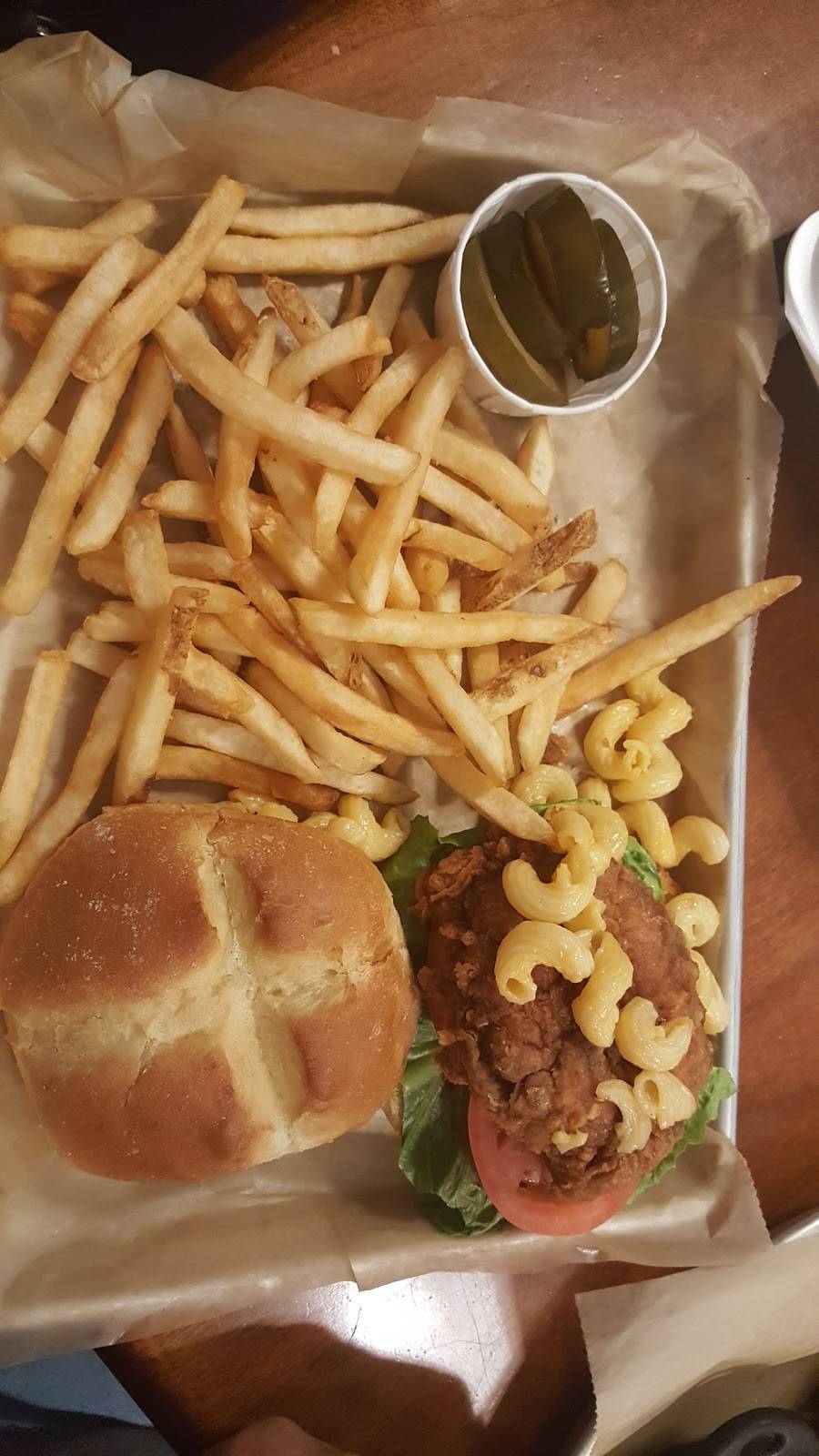 Fatz Southern Kitchen | restaurant | 1235 E Dixon Blvd, Shelby, NC 28152, USA | 7044828116 OR +1 704-482-8116