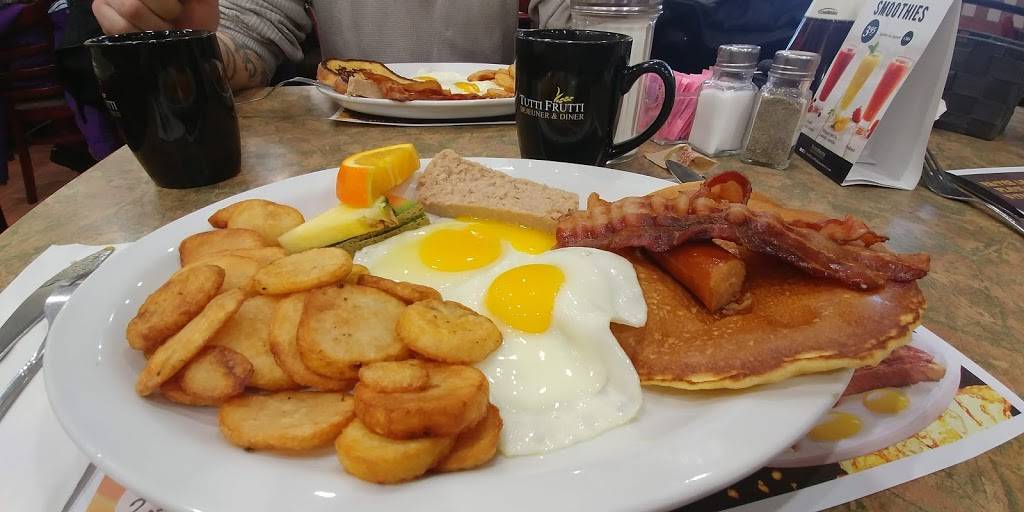 Tutti Frutti Desjeuners-Diners | restaurant | 2975 Boulevard de la Concorde E, Laval, QC H7E 2B5, Canada | 4506644040 OR +1 450-664-4040
