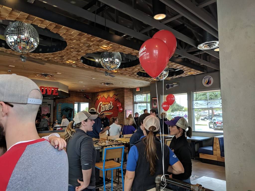 Raising Canes Chicken Fingers | meal takeaway | 8506 Benbrook Blvd, Benbrook, TX 76126, USA | 8172497523 OR +1 817-249-7523