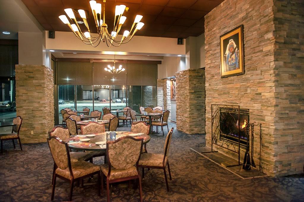 Ho-Chunk Gaming Nekoosa | restaurant | 949 County Rd G, Nekoosa, WI 54457, USA | 7158864560 OR +1 715-886-4560