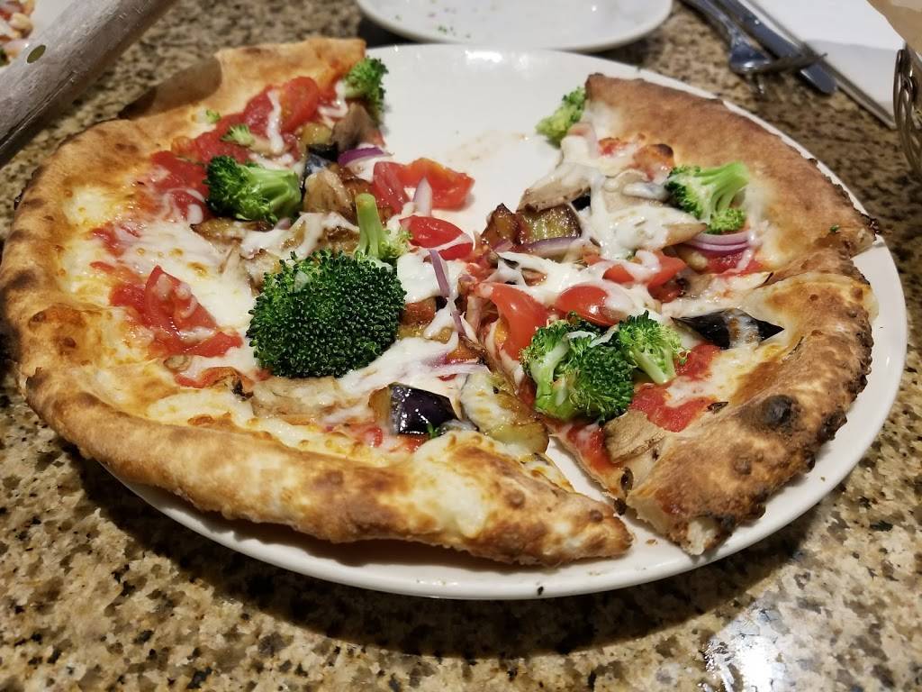 Roma Casual Italian & Greek Dining | restaurant | 120 Fairfax Pike, Stephens City, VA 22655, USA | 5408695200 OR +1 540-869-5200