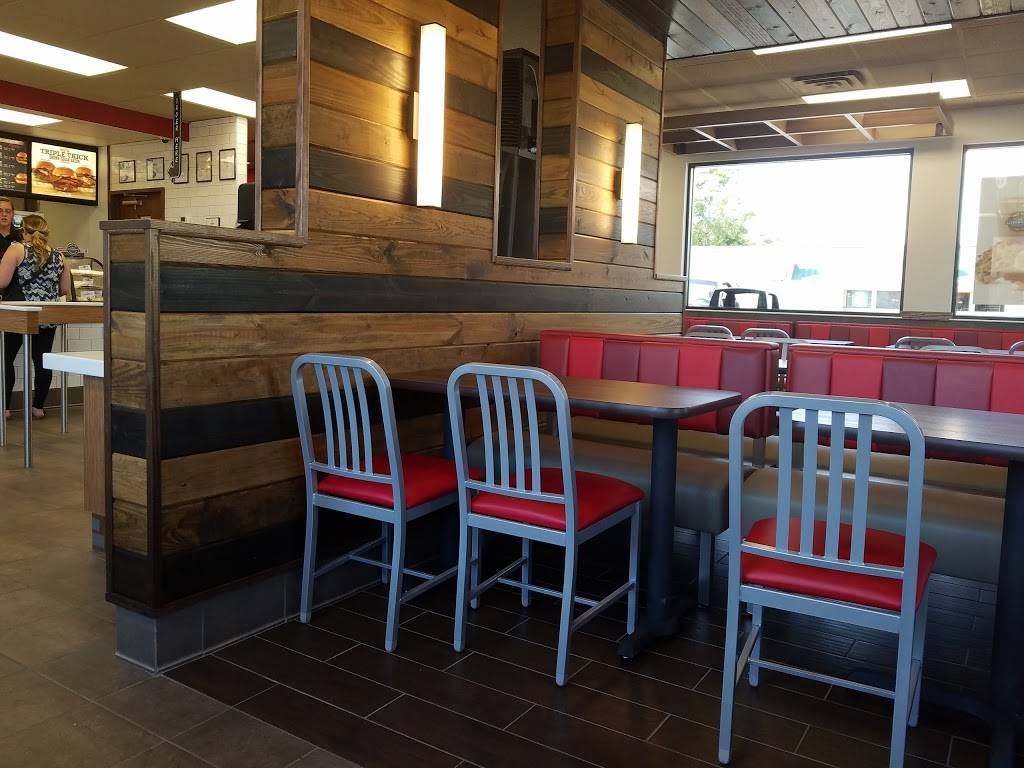 Arbys | restaurant | 409 S Duff Ave, Ames, IA 50010, USA | 5152320867 OR +1 515-232-0867