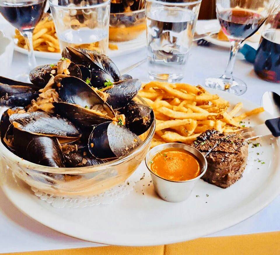 Restaurant La Chitarra | restaurant | 140 Rue Morin, Sainte-Adèle, QC J8B 2T7, Canada | 4502296904 OR +1 450-229-6904