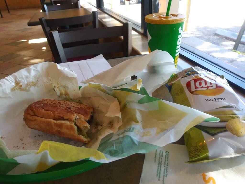 Subway Restaurants | restaurant | 8840 N 56th St, Temple Terrace, FL 33617, USA | 8139858440 OR +1 813-985-8440