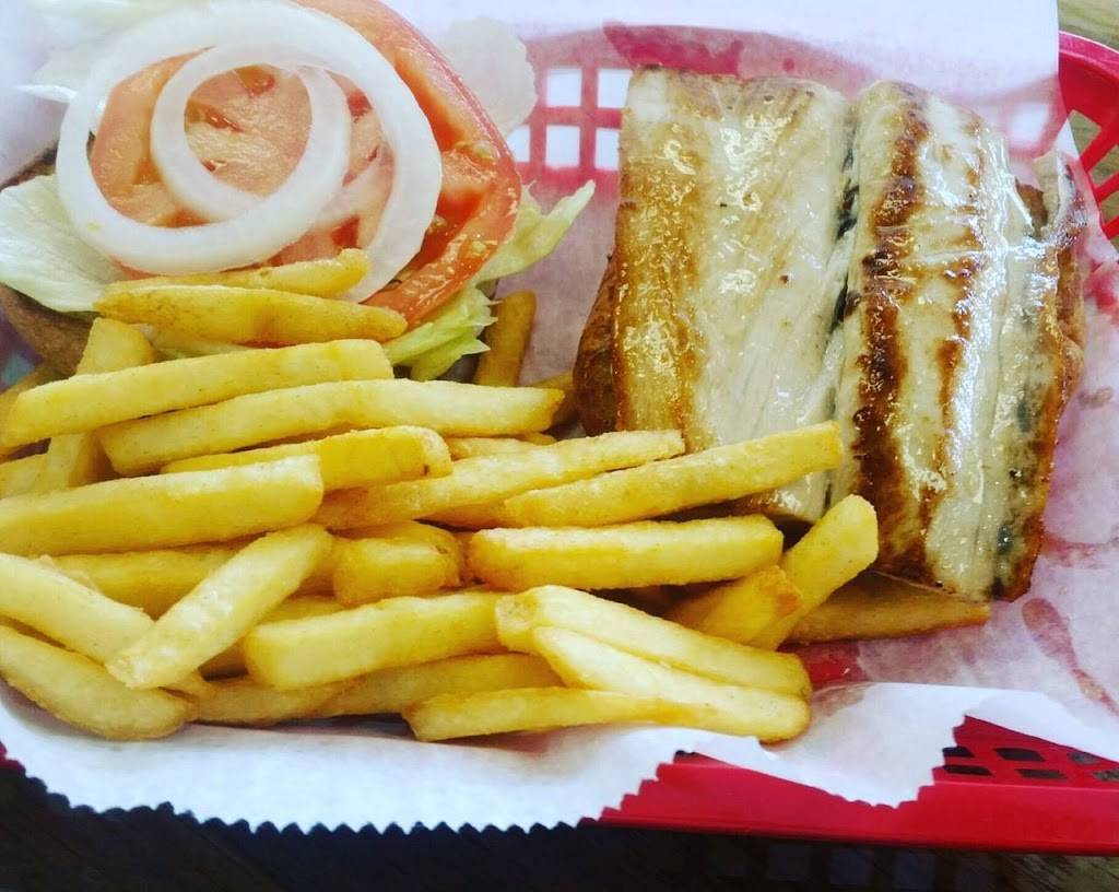 Charlies Fish Fry & Seafood | meal takeaway | 1200 E Hillsboro Blvd, Deerfield Beach, FL 33441, USA | 9545737198 OR +1 954-573-7198