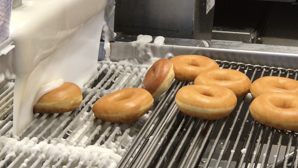 Krispy Kreme | bakery | 35 Burgess Rd, Harrisonburg, VA 22801, USA | 5404342680 OR +1 540-434-2680