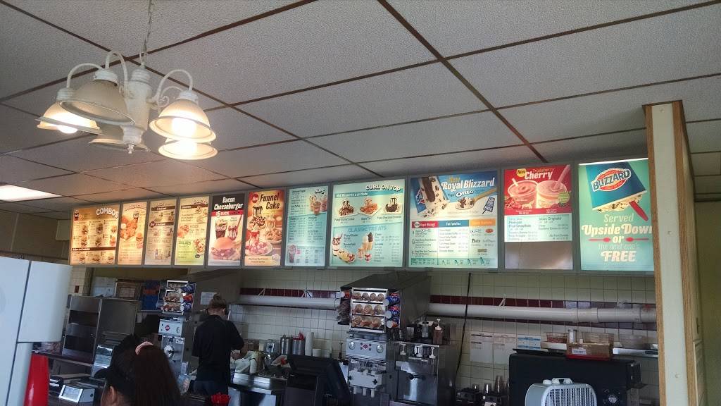 Dairy Queen Grill & Chill | restaurant | 325 S Walnut St, Belle Plaine, MN 56011, USA | 9528736500 OR +1 952-873-6500