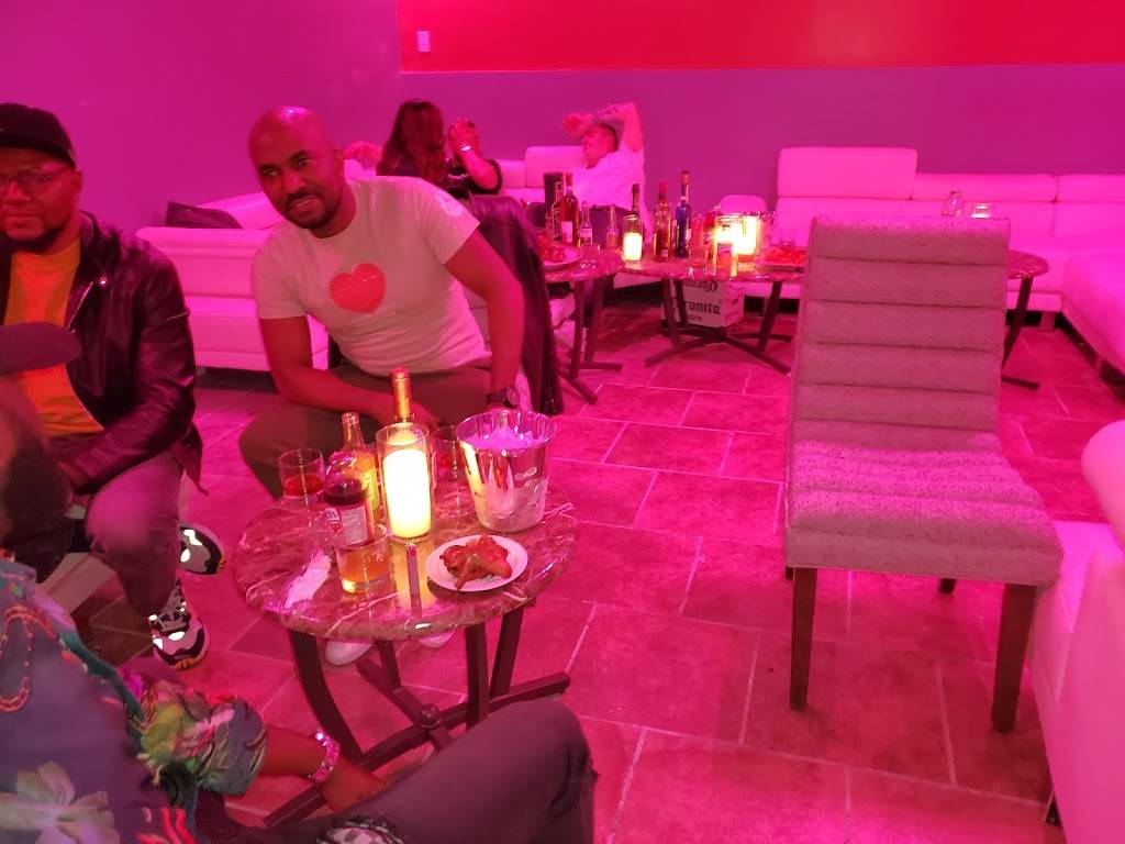 Ndolos Cuisine | restaurant | 123 N Clinton St, Baltimore, MD 21224, USA | 4438684666 OR +1 443-868-4666