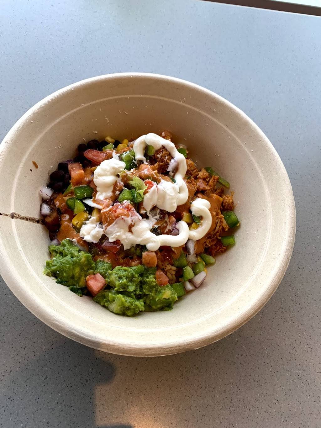 barBURRITO | restaurant | 390 The East Mall, Etobicoke, ON M9B 6L5, Canada | 4166212200 OR +1 416-621-2200