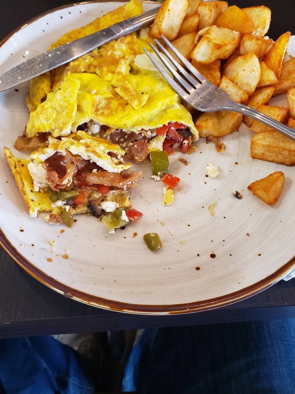 Two Eagles Cafe | restaurant | 1401 S 20th St, Philadelphia, PA 19146, USA | 2677482257 OR +1 267-748-2257