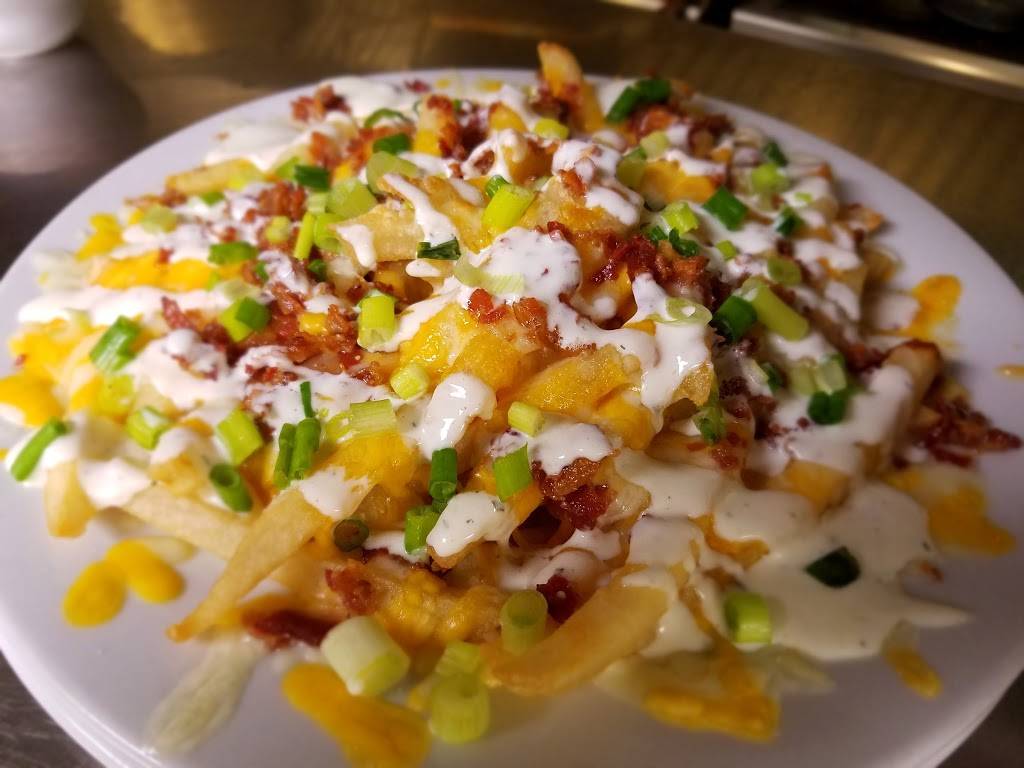 Cork Street Tavern | restaurant | 8 W Cork St, Winchester, VA 22601, USA | 5406673777 OR +1 540-667-3777