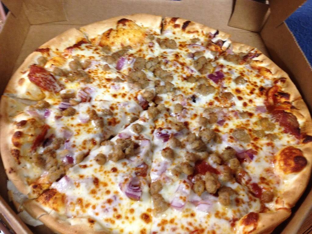 Pizza Plus | restaurant | 610 Van Hill Rd, Greeneville, TN 37745, USA | 4232340488 OR +1 423-234-0488