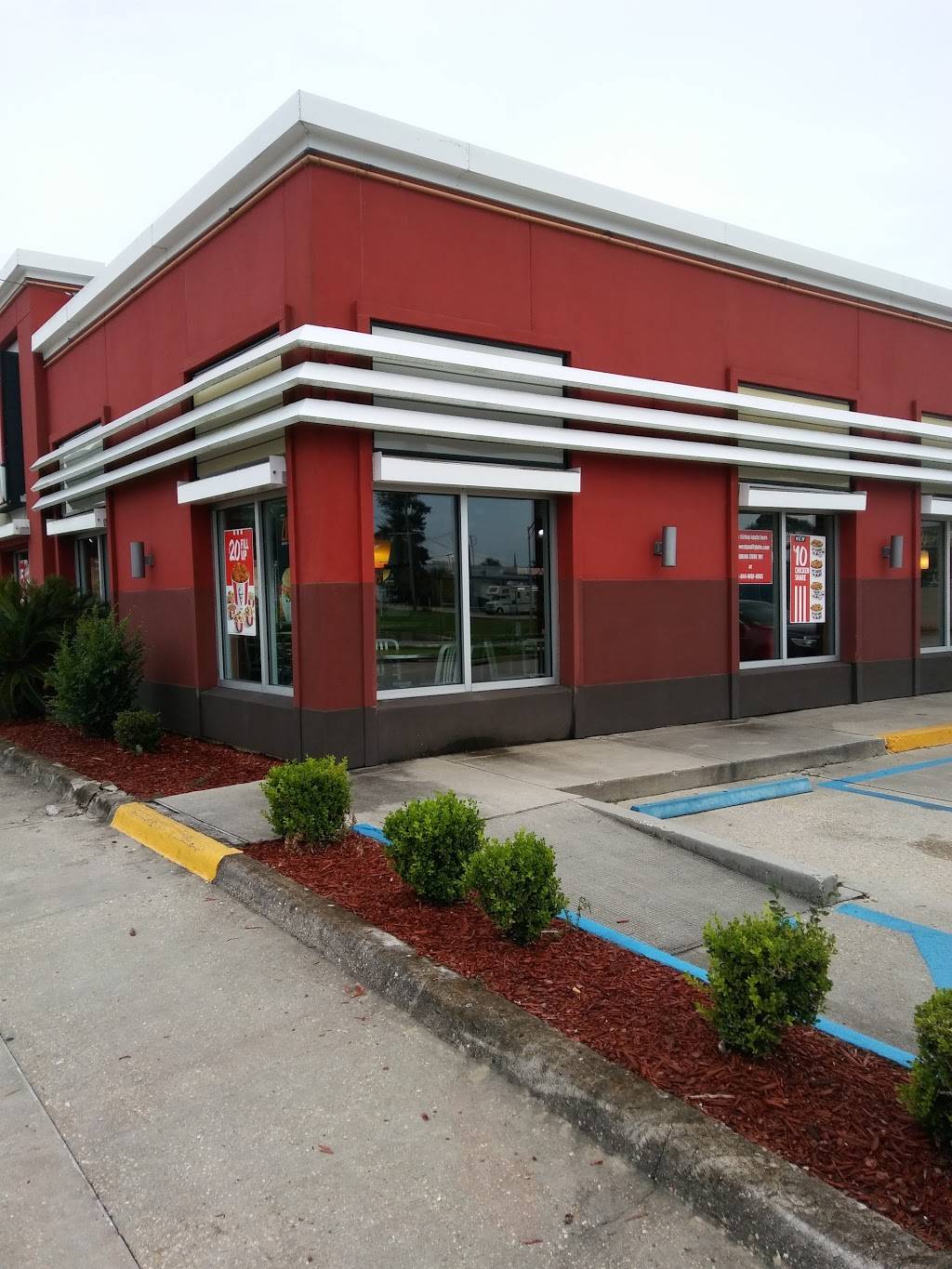 KFC | restaurant | 8400 W Judge Perez Dr, Chalmette, LA 70043, USA | 5046826010 OR +1 504-682-6010