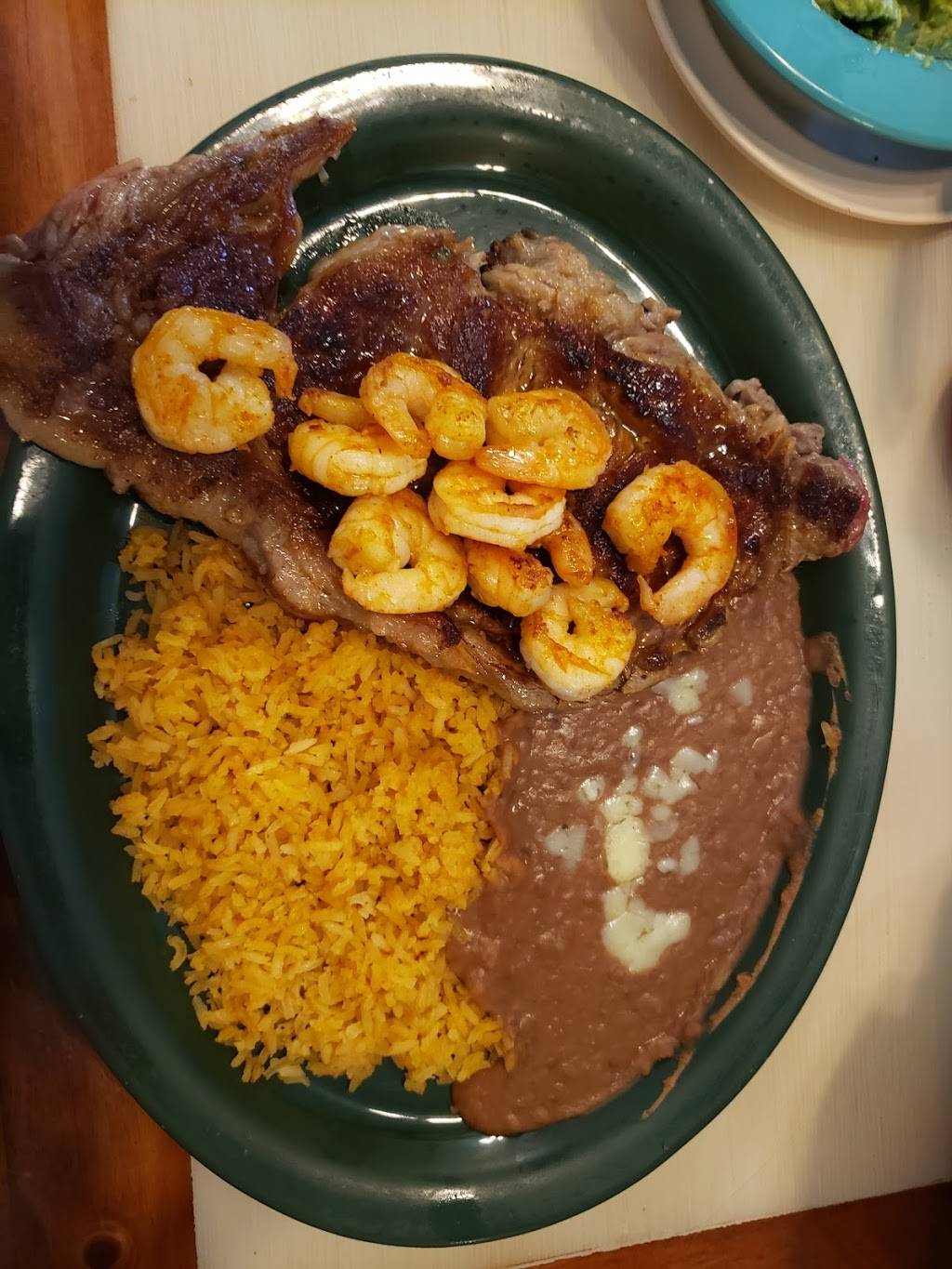 Los Encinos Bruce | restaurant | 124 N Tyson St, Bruce, MS 38915, USA | 6628002014 OR +1 662-800-2014