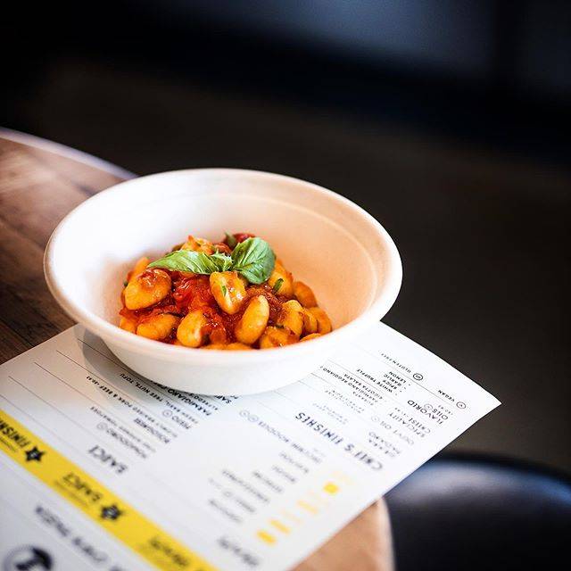 Semola | restaurant | 550 W Date St suite b, San Diego, CA 92101, USA | 6194506839 OR +1 619-450-6839