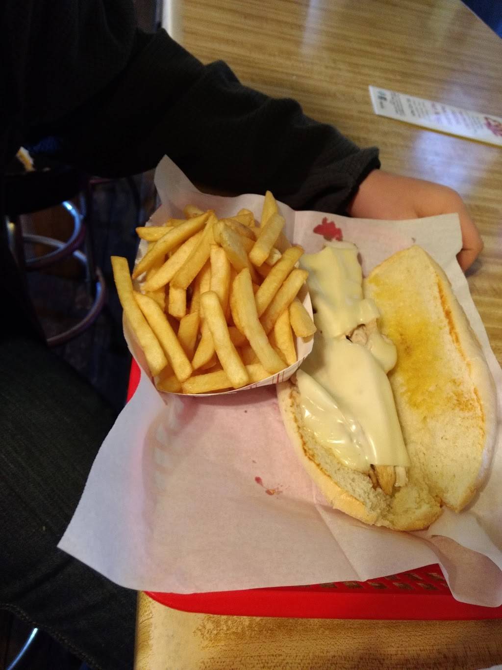 Edz Wingz | restaurant | 501 Oak St, Fayetteville, TN 37334, USA | 9314339424 OR +1 931-433-9424