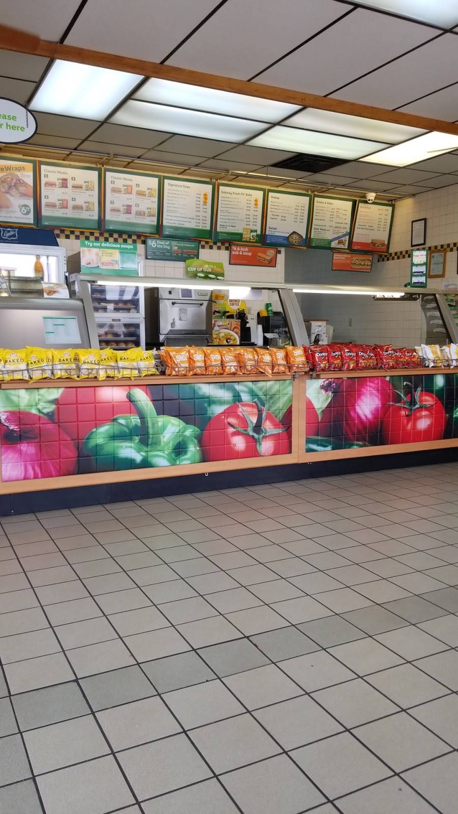 Subway Restaurants | restaurant | 15901 S Post Oak Unit A Ridge Fair Shopping Center, Houston, TX 77053, USA | 2818355209 OR +1 281-835-5209