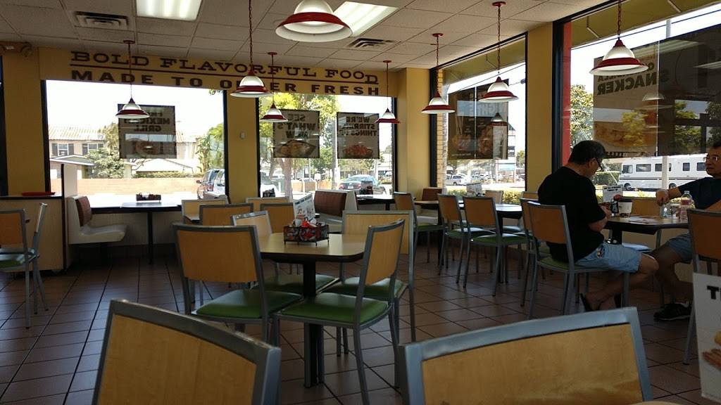 Del Taco | meal takeaway | 3181 Lincoln Ave, Anaheim, CA 92801, USA | 7149951152 OR +1 714-995-1152