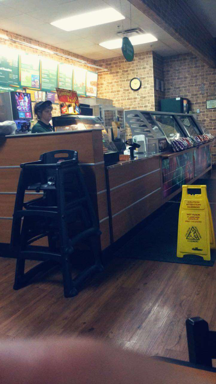 Subway | restaurant | 638 Quequechan St, Fall River, MA 02721, USA | 5086754802 OR +1 508-675-4802