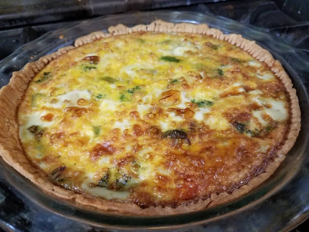 Early Birds | restaurant | 29 Winter St, Manville, RI 02838, USA | 4013564344 OR +1 401-356-4344