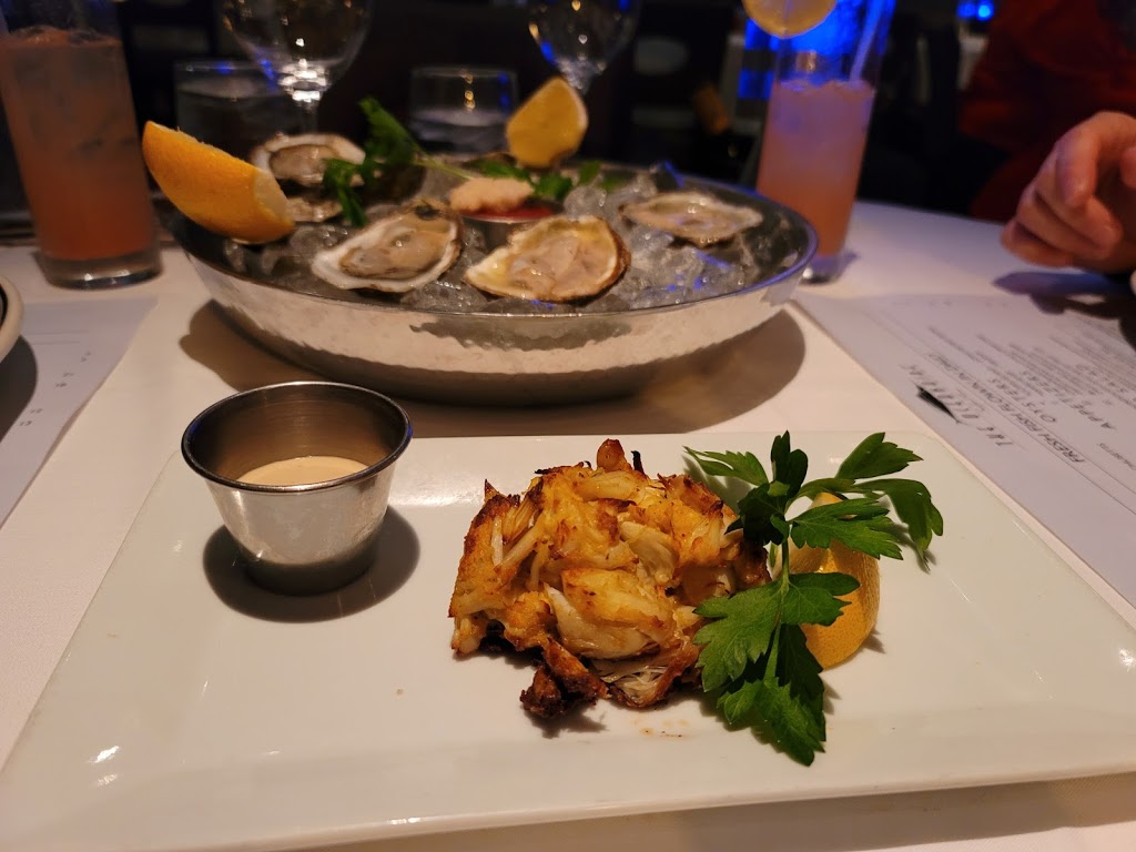 The Oceanaire Seafood Room | restaurant | 9101 International Dr Suite 1002, Orlando, FL 32819, USA | 4073634801 OR +1 407-363-4801