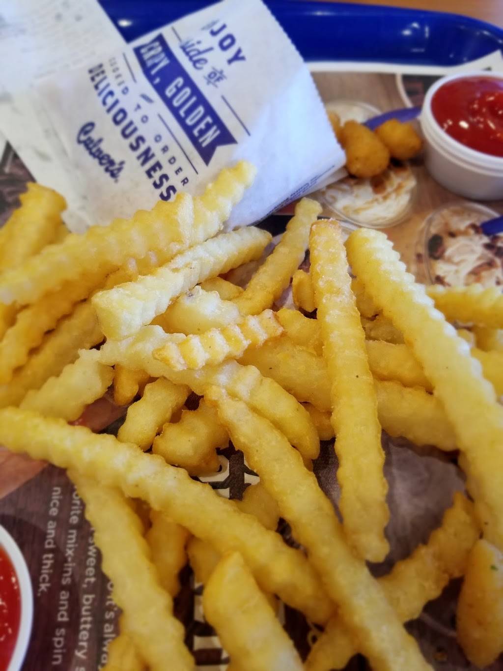 Culvers | restaurant | 1570 E Sumner St, Hartford, WI 53027, USA | 2626706093 OR +1 262-670-6093