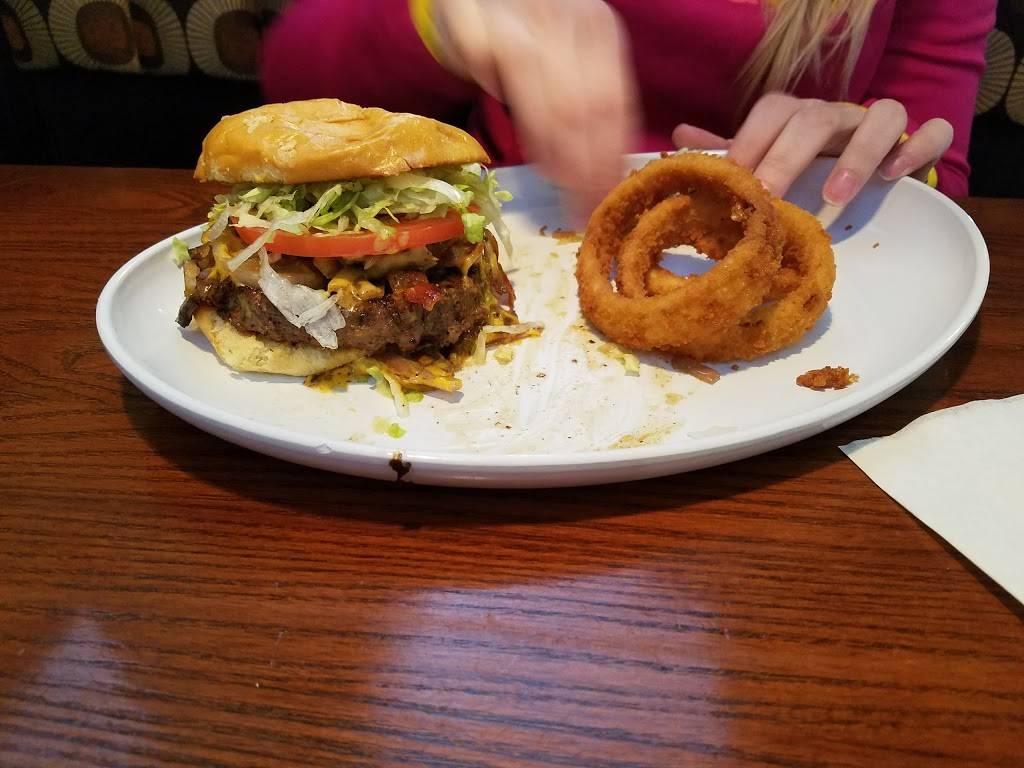 Paninis | restaurant | 4200 Steels Pointe, Stow, OH 44224, USA | 3309453000 OR +1 330-945-3000