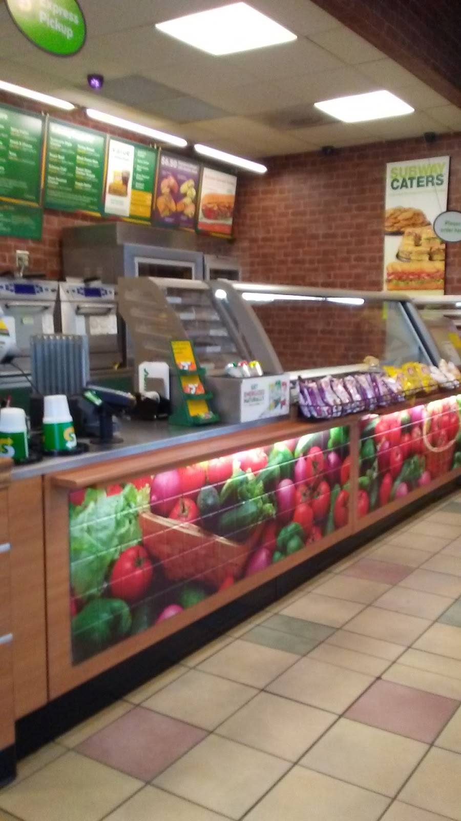 Subway | meal takeaway | 318 E 15th St, Eudora, KS 66025, USA | 7855422626 OR +1 785-542-2626