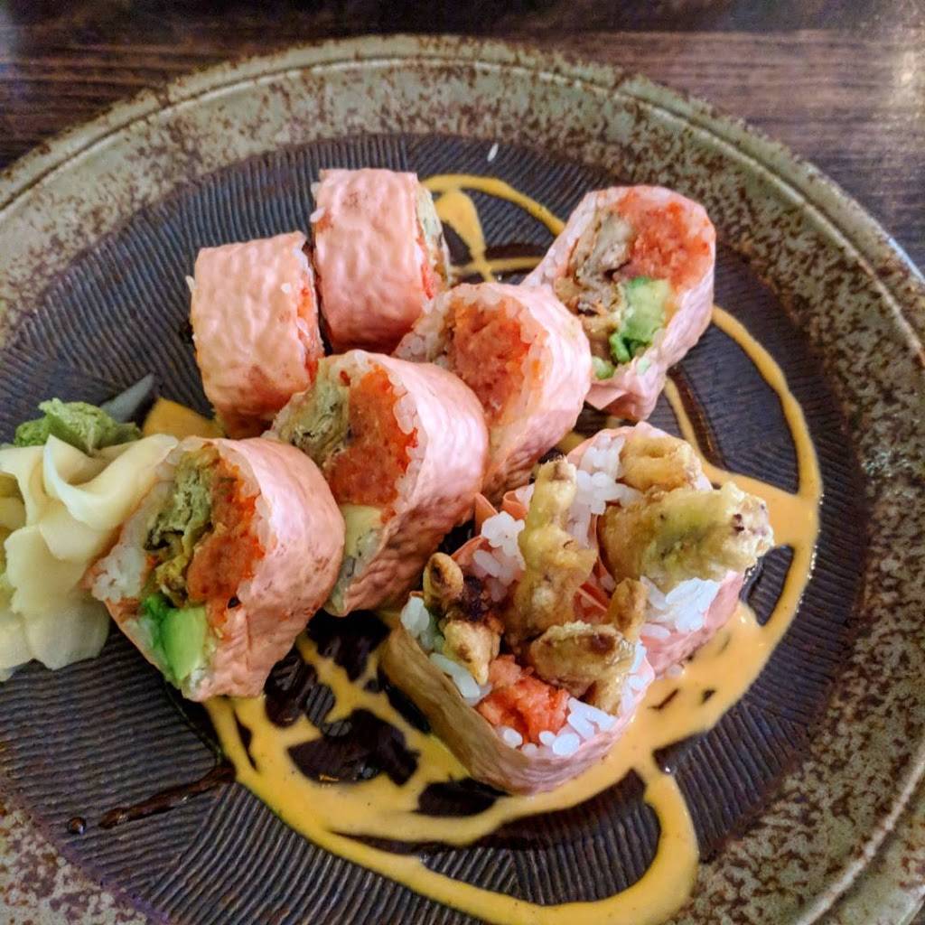 Fancy Lee Asian Bistro n Sushi | restaurant | 101 W Main St, Babylon, NY 11702, USA | 6314226505 OR +1 631-422-6505