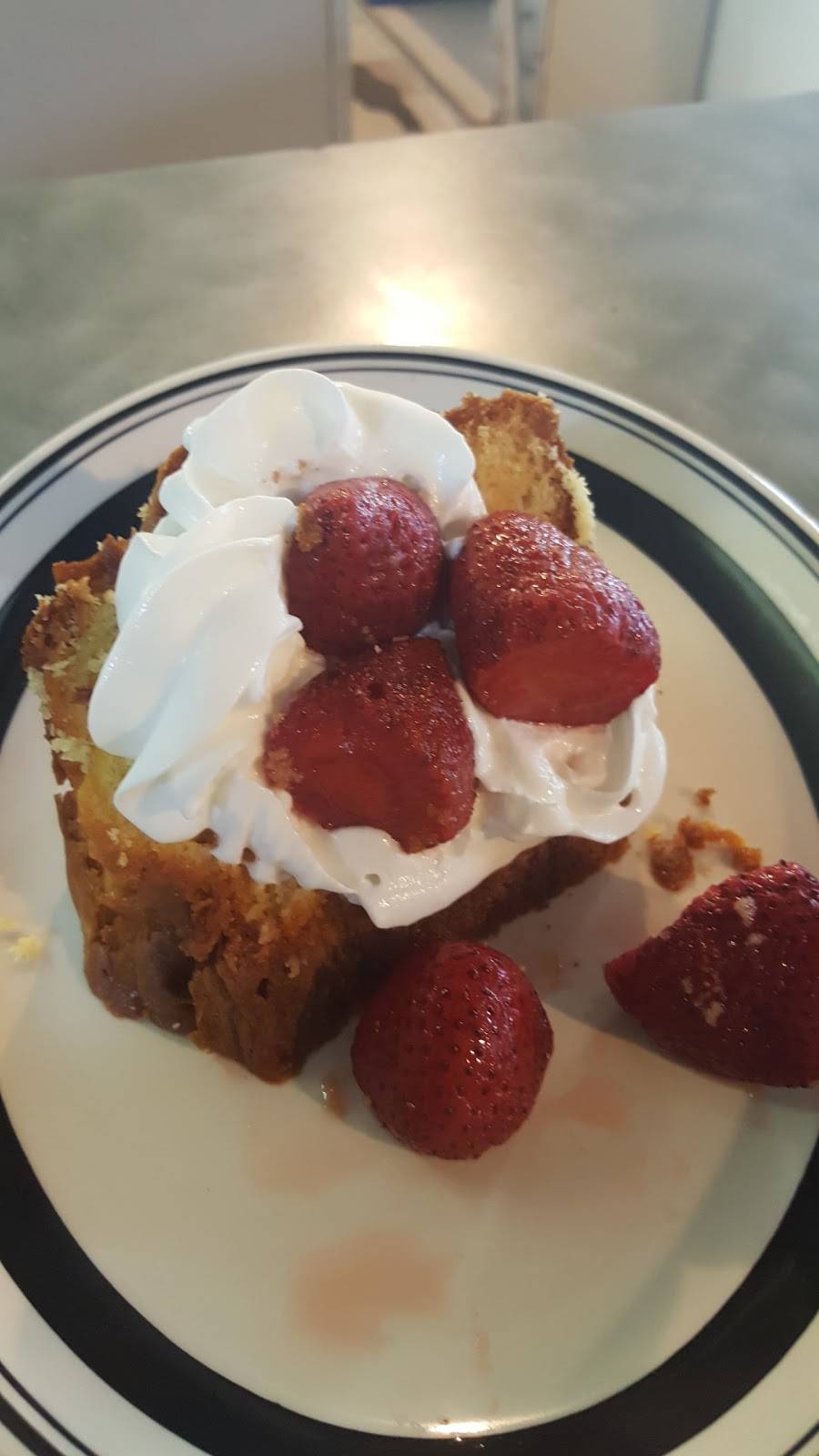 Stancils Grill | restaurant | 9584 NC-222, Middlesex, NC 27557, USA | 9192845110 OR +1 919-284-5110