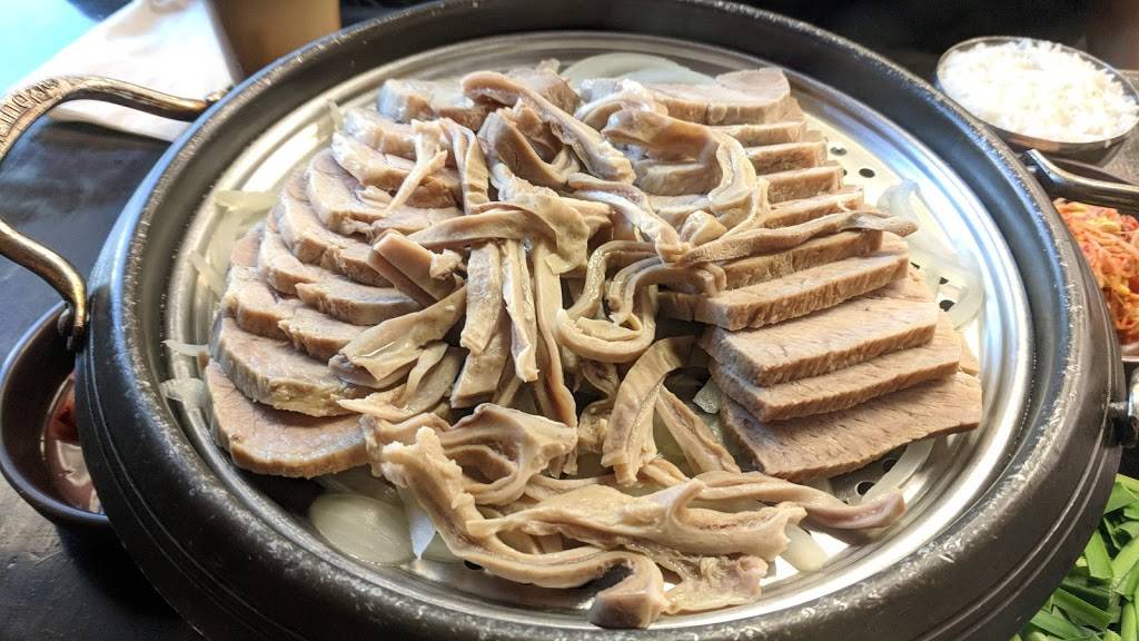 To Sok Chon 토속촌 | restaurant | 138 W Central Blvd, Palisades Park, NJ 07650, USA | 2014820910 OR +1 201-482-0910