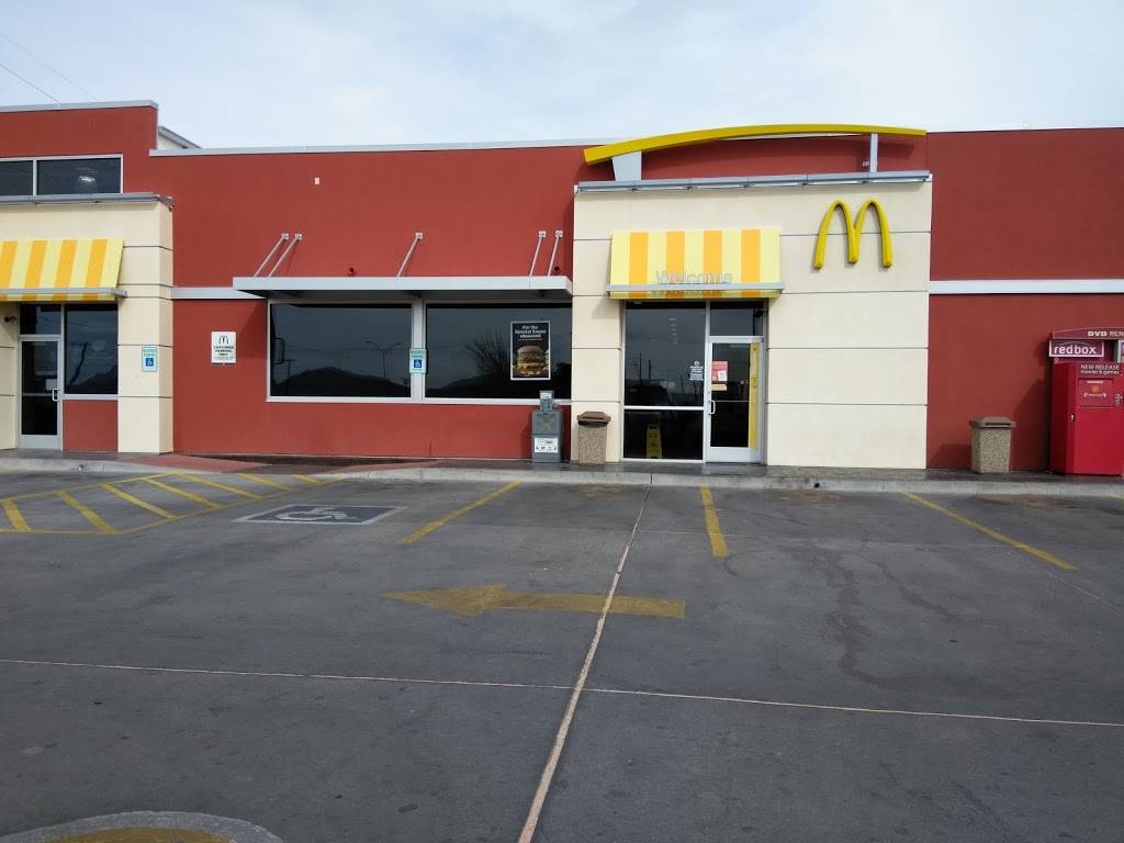 McDonalds | cafe | 11260 Montana Ave, El Paso, TX 79936, USA | 9156292027 OR +1 915-629-2027